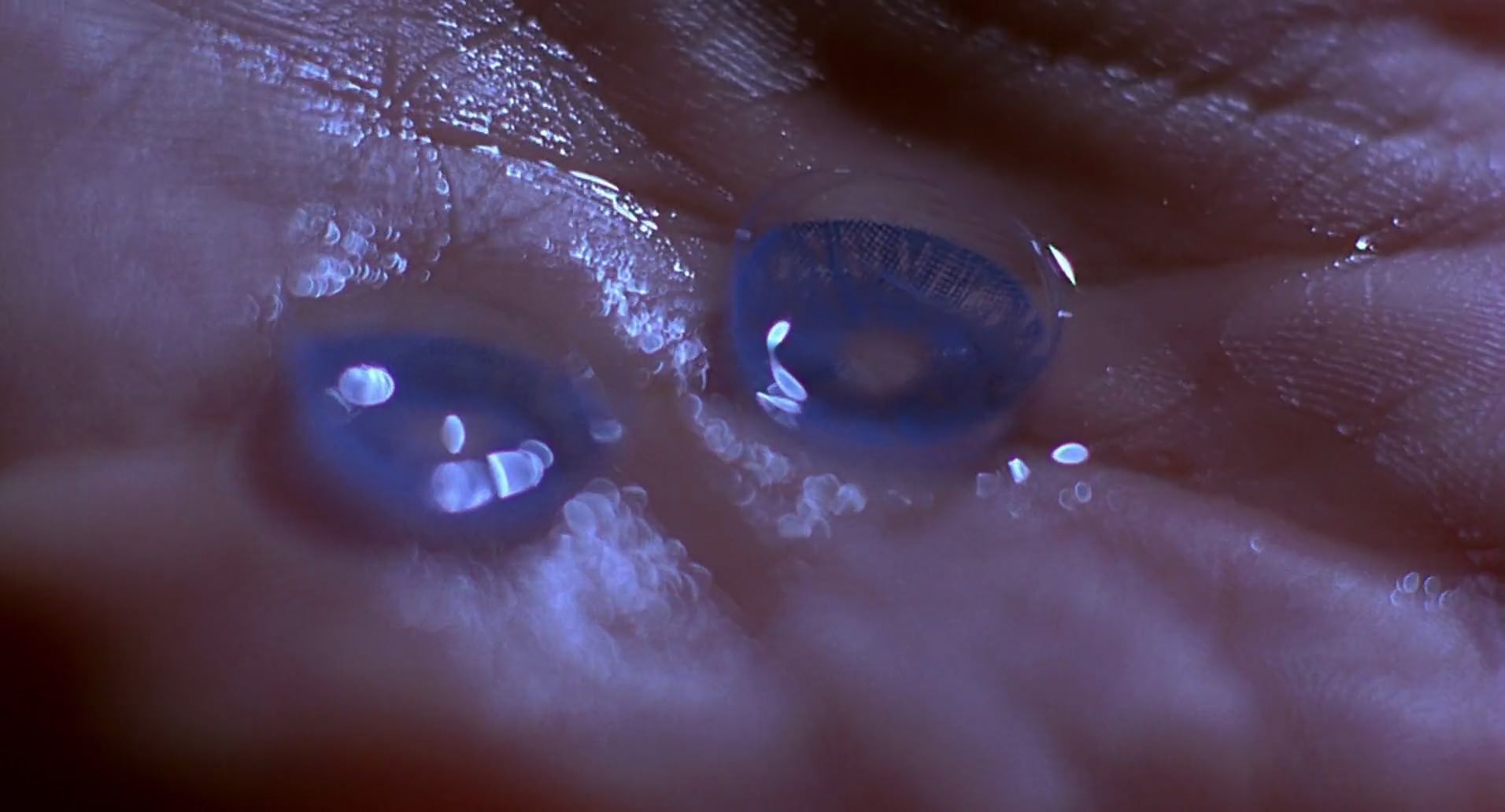 Barb Wire (1996) screencap 10839