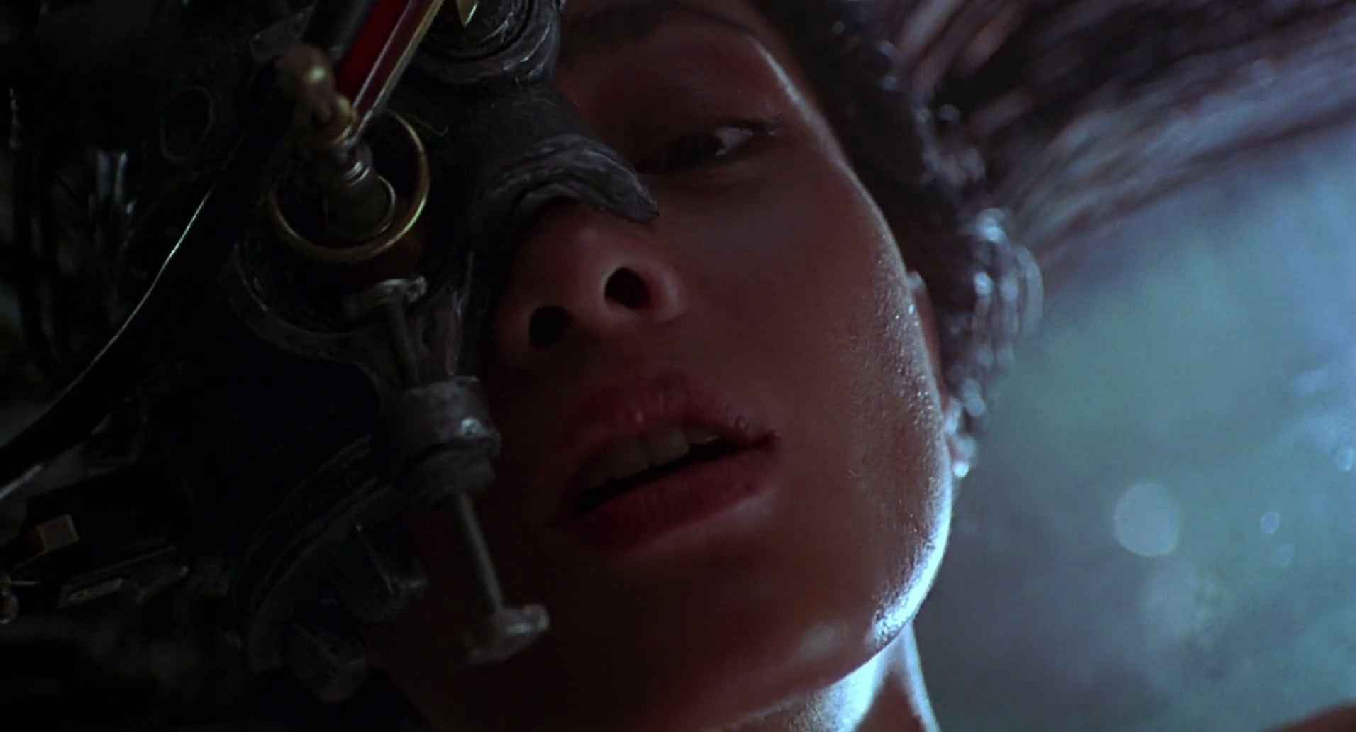 Barb Wire (1996) movie still 1084