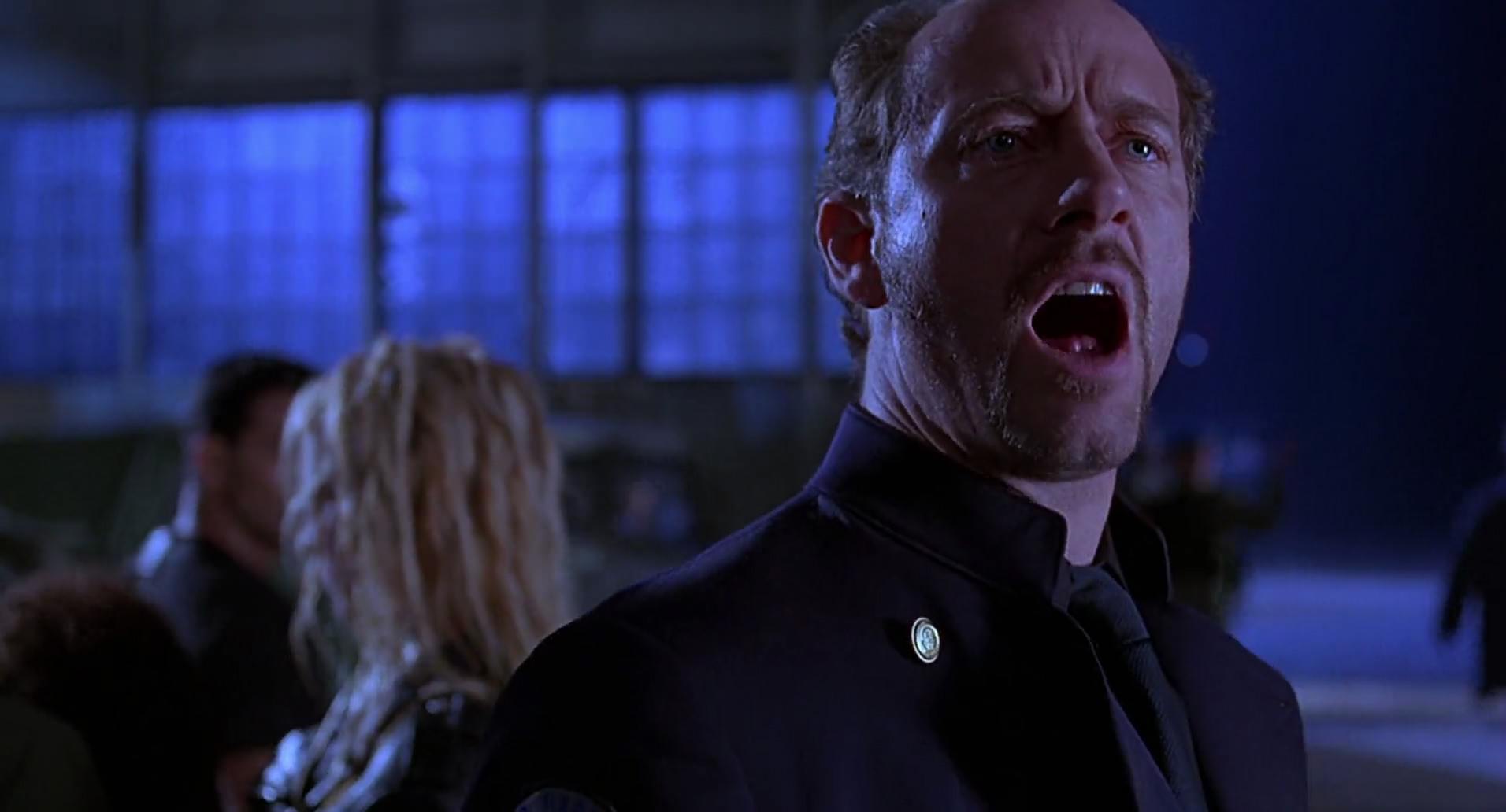 Barb Wire (1996) screencap 10854