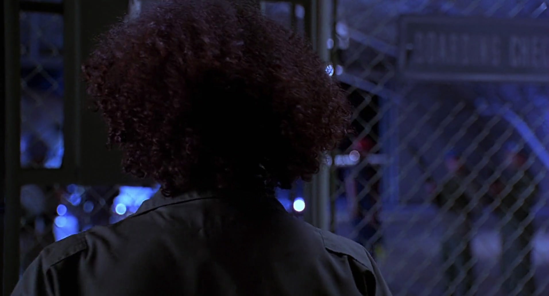 Barb Wire (1996) screencap 10896