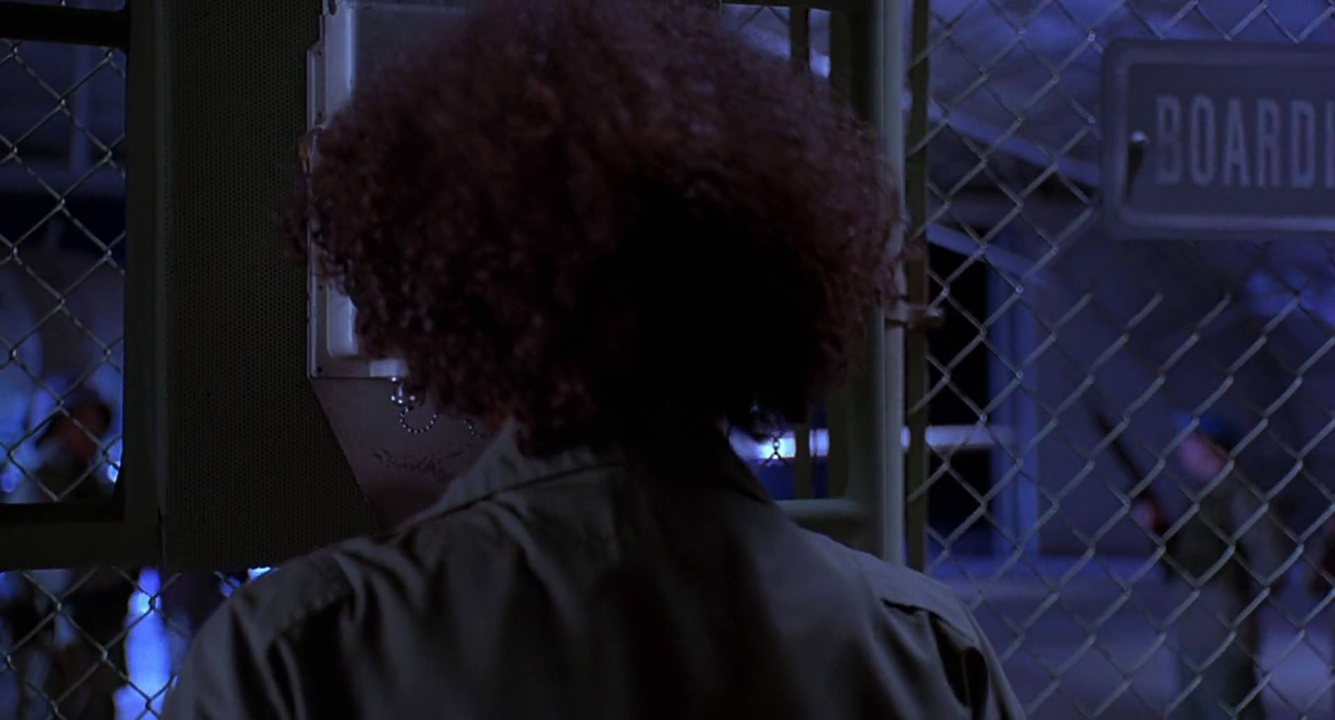 Barb Wire (1996) screencap 10902
