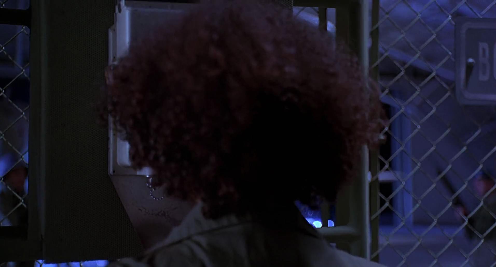 Barb Wire (1996) screencap 10905