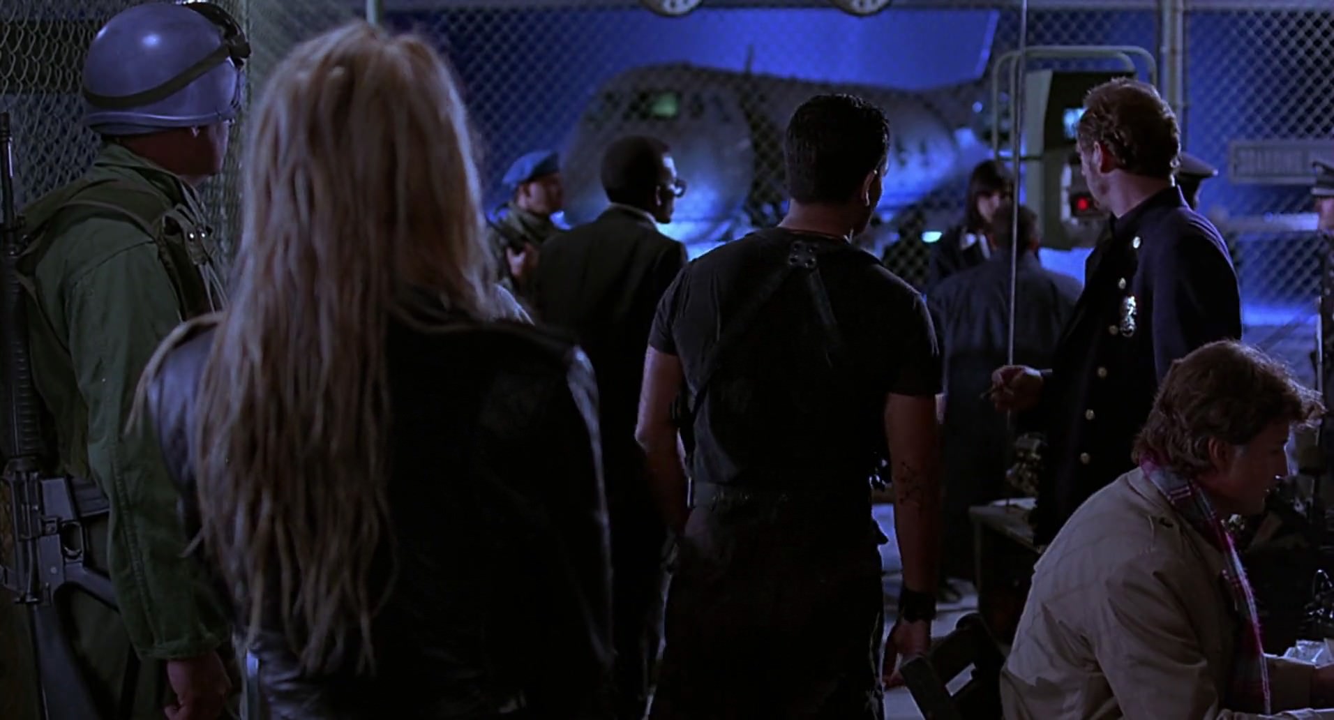 Barb Wire (1996) screencap 10962