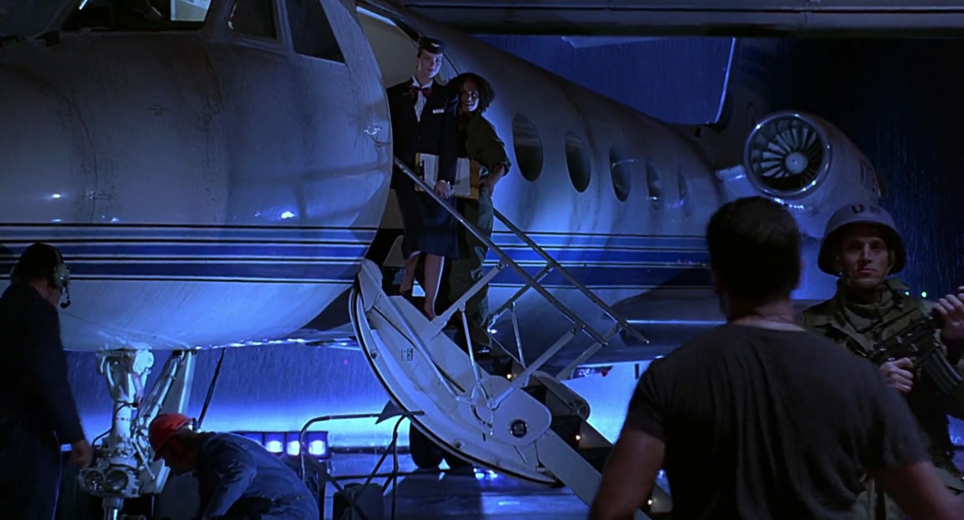 Barb Wire (1996) screencap 10989