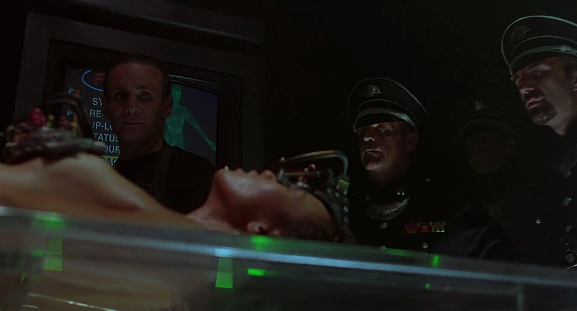 Barb Wire (1996) HD screenshot 1100