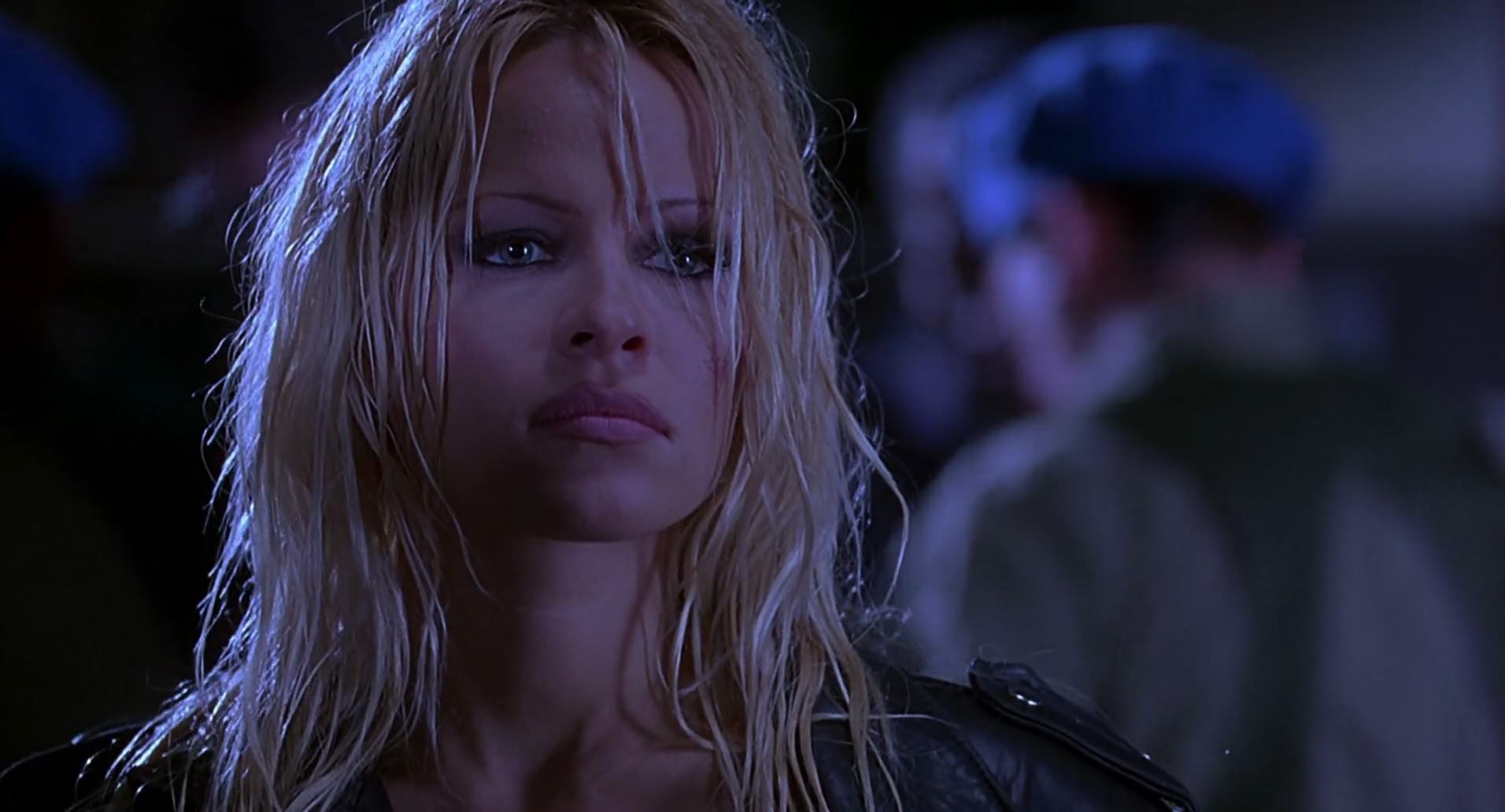 Barb Wire (1996) screencap 11004