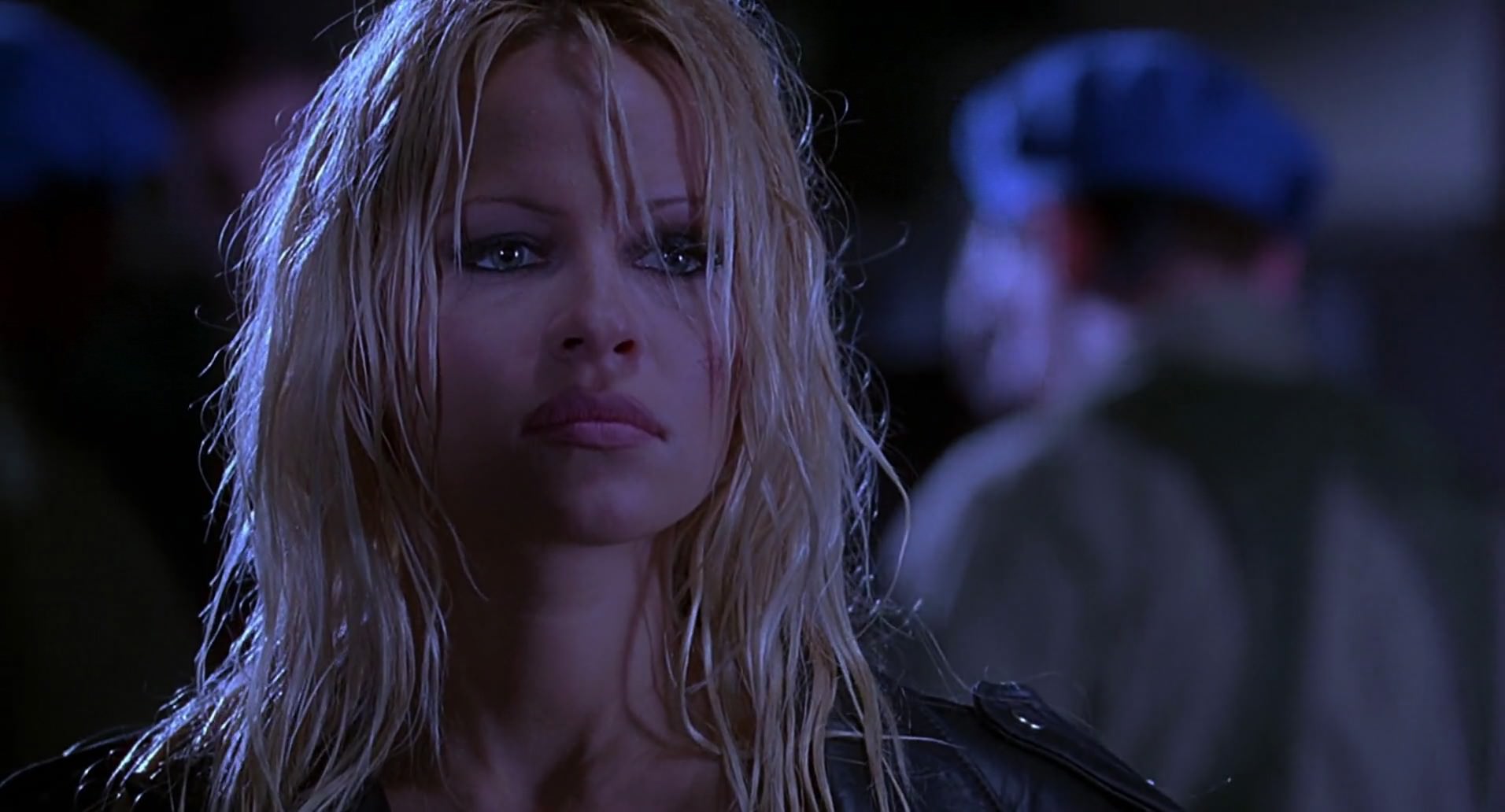 Barb Wire (1996) screencap 11007