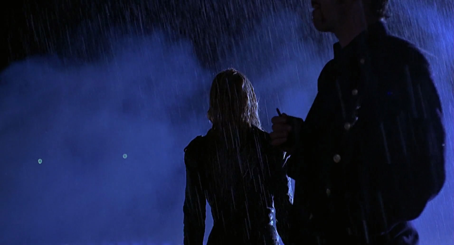 Barb Wire (1996) screencap 11040
