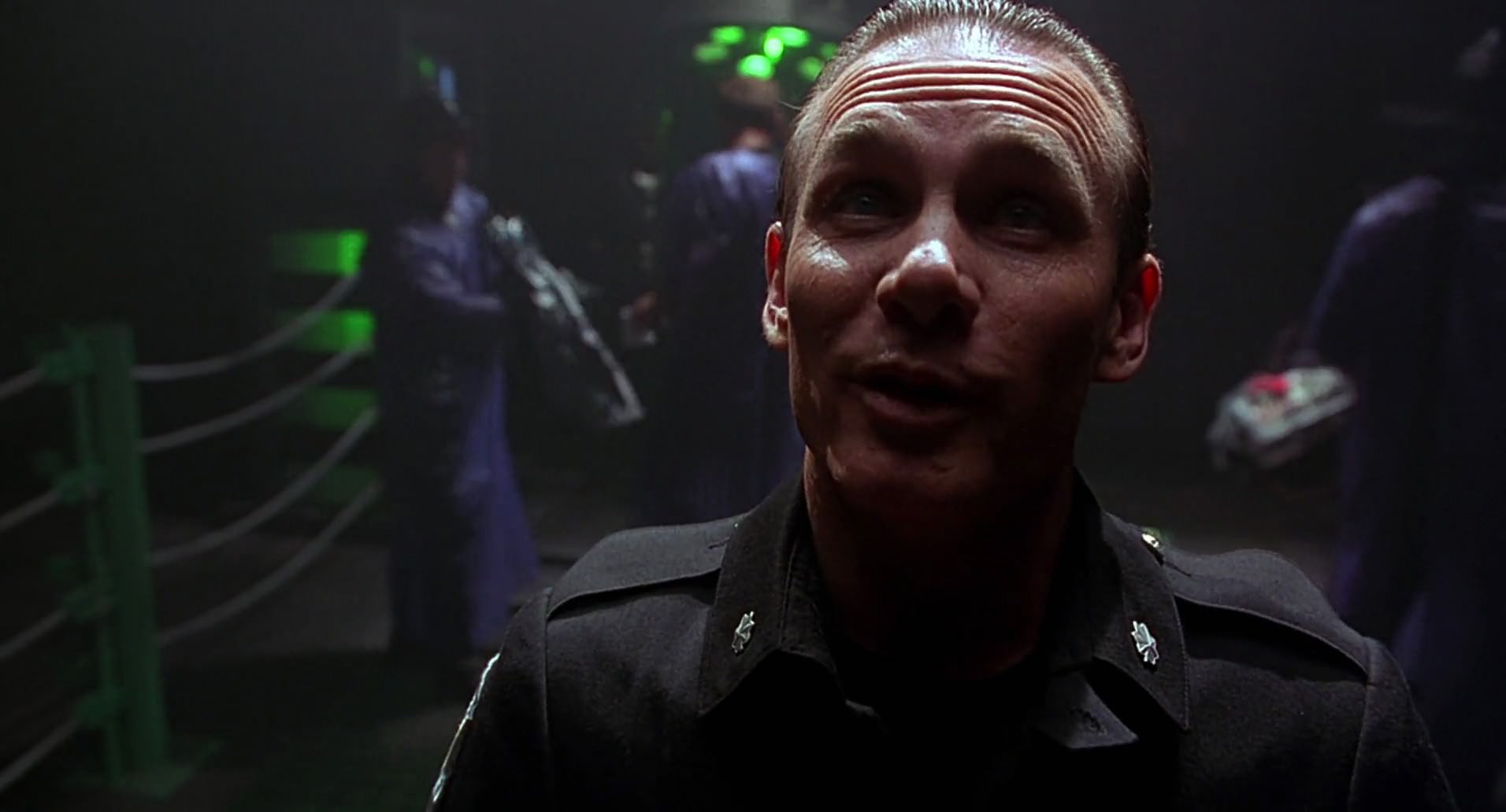 Barb Wire (1996) screencap 1176