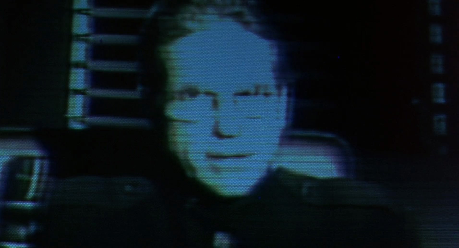 Barb Wire (1996) screencap 1233