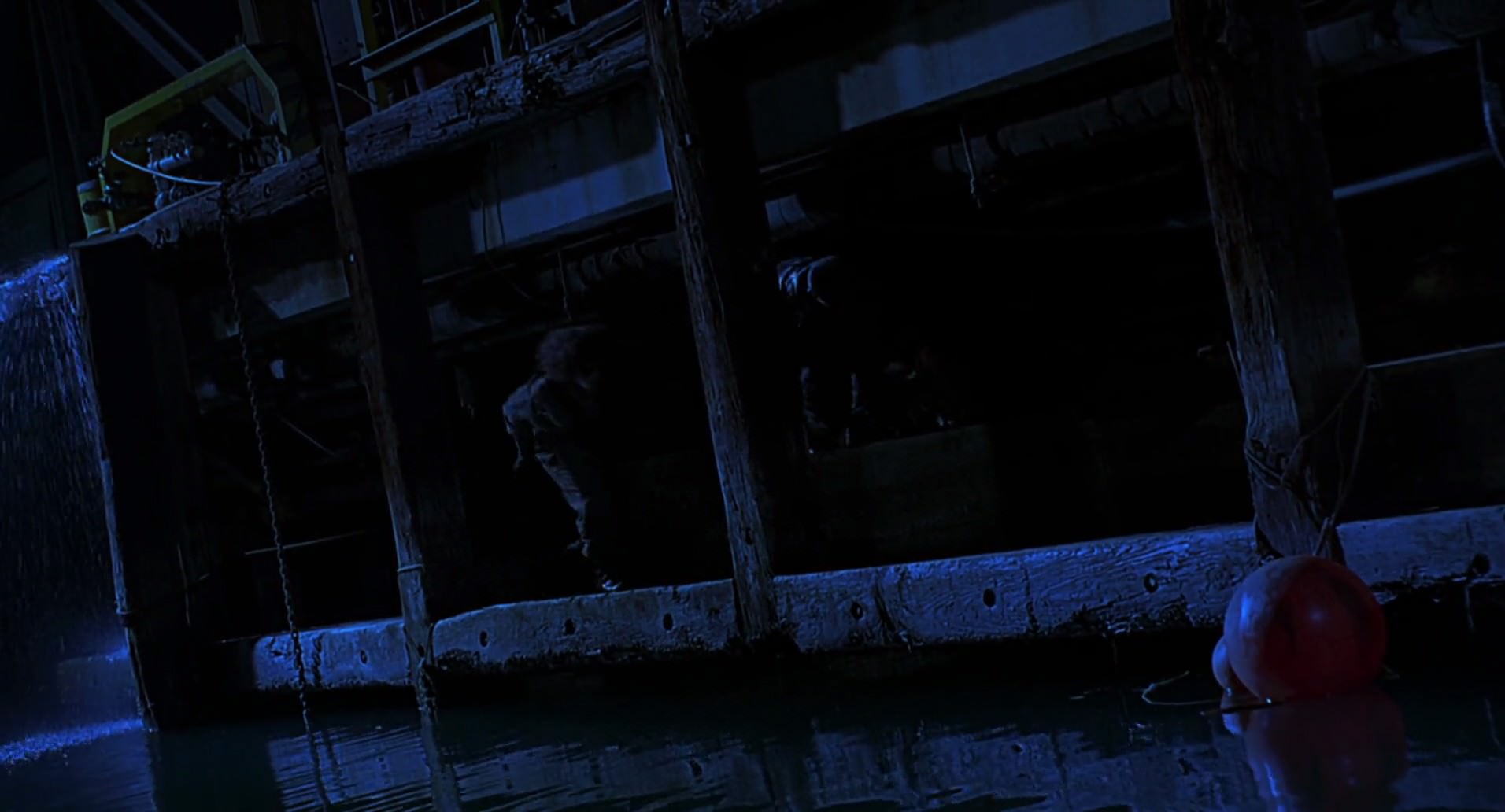 Barb Wire (1996) screencap 1296