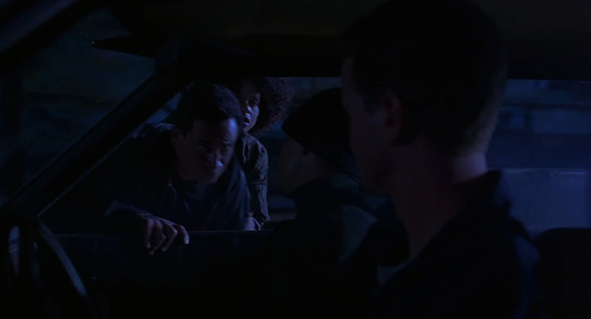 Barb Wire (1996) screencap 1350