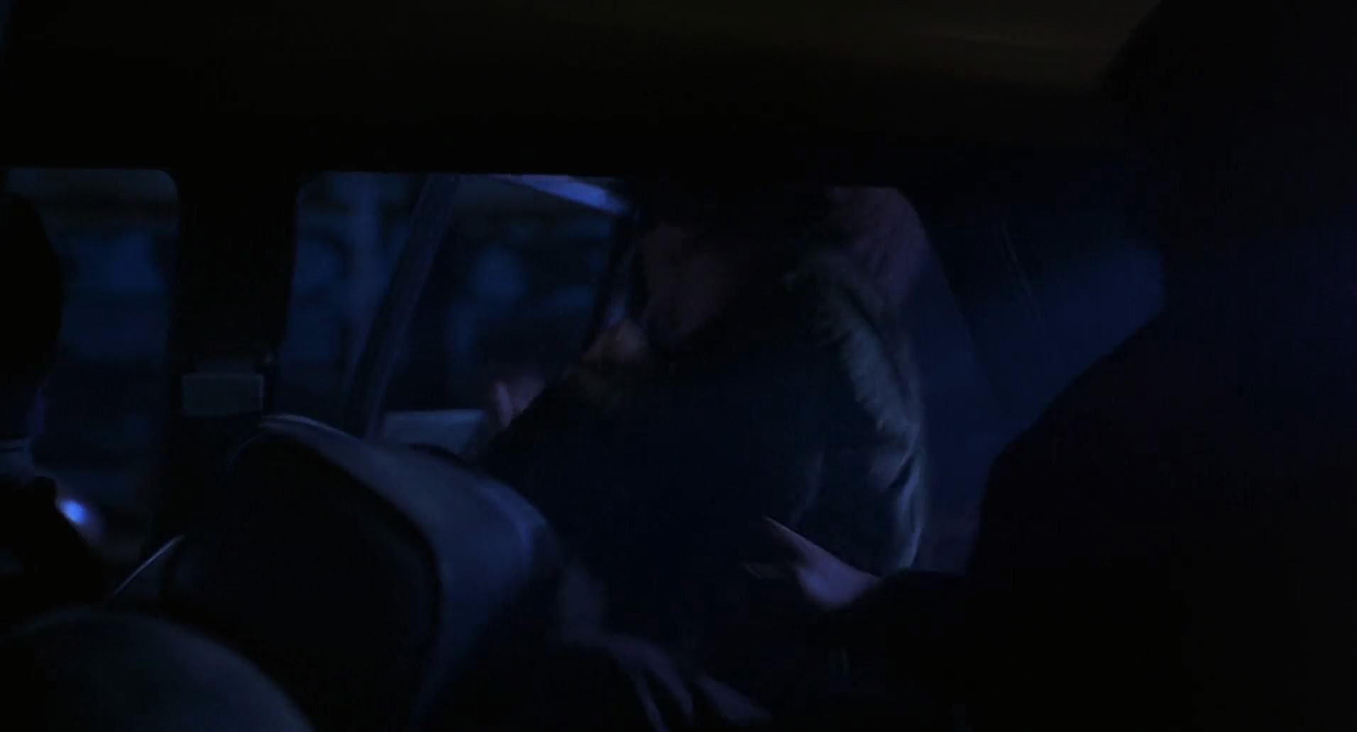 Barb Wire (1996) screencap 1362