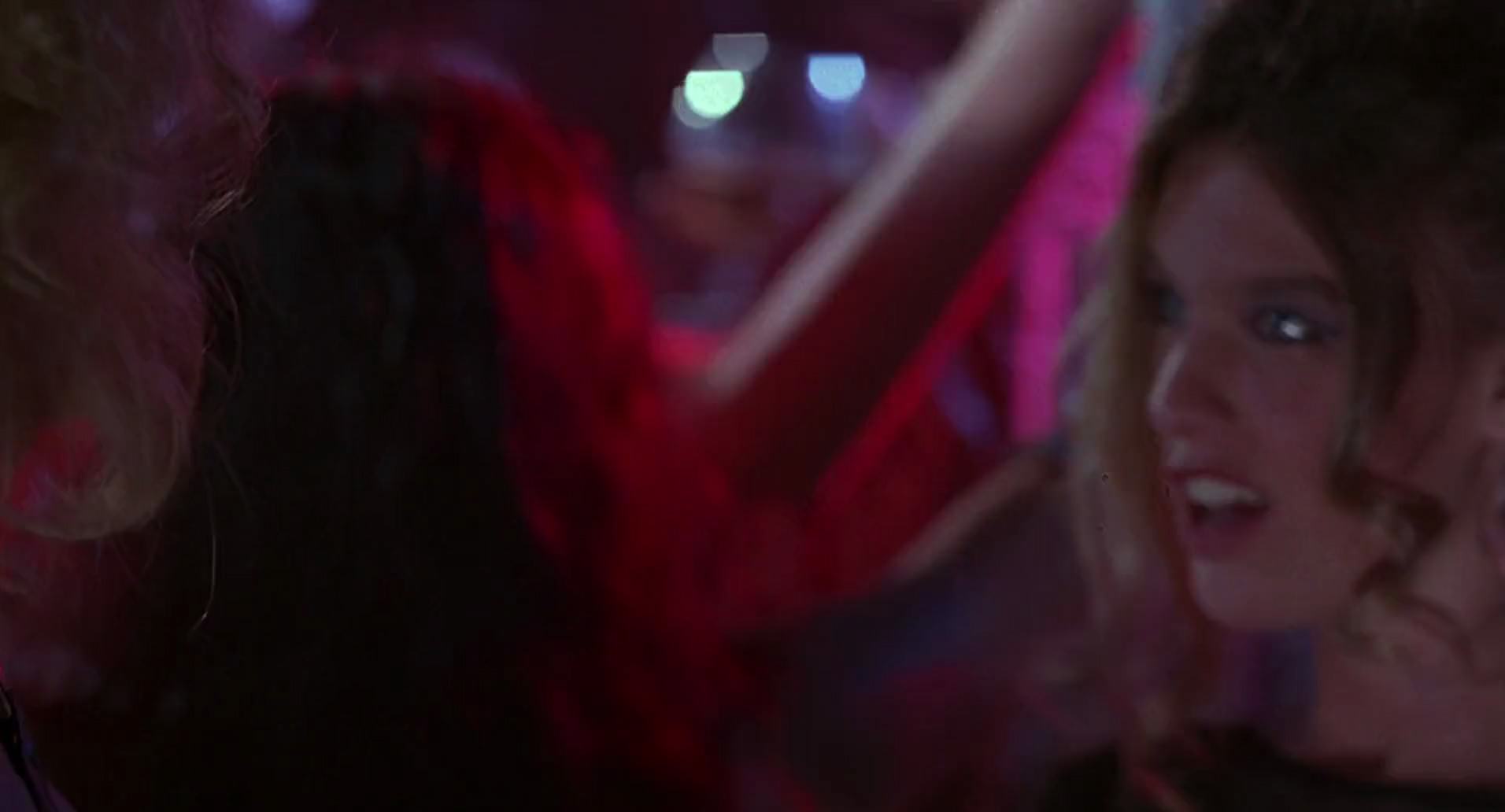 Barb Wire (1996) HD screenshot 1445