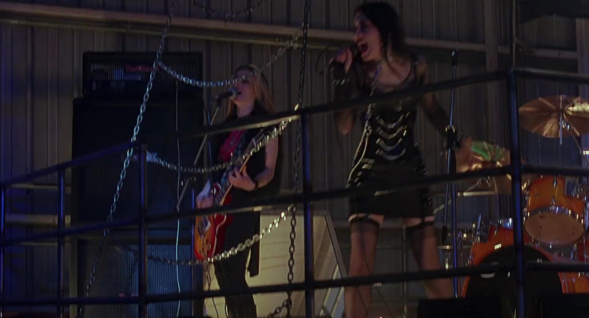 Barb Wire (1996) screencap 1476