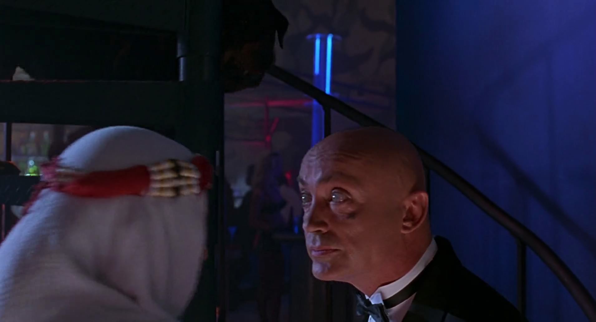Barb Wire (1996) screencap 1599