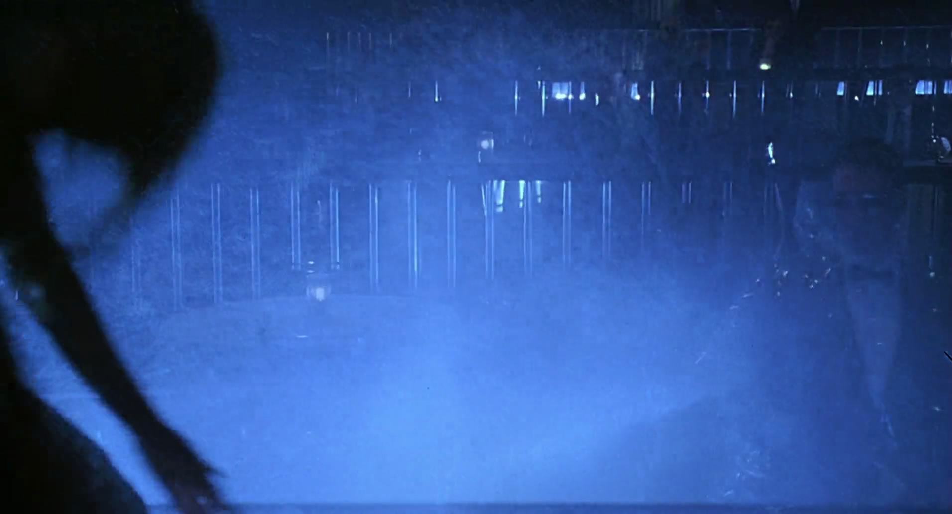 Barb Wire (1996) screencap 162