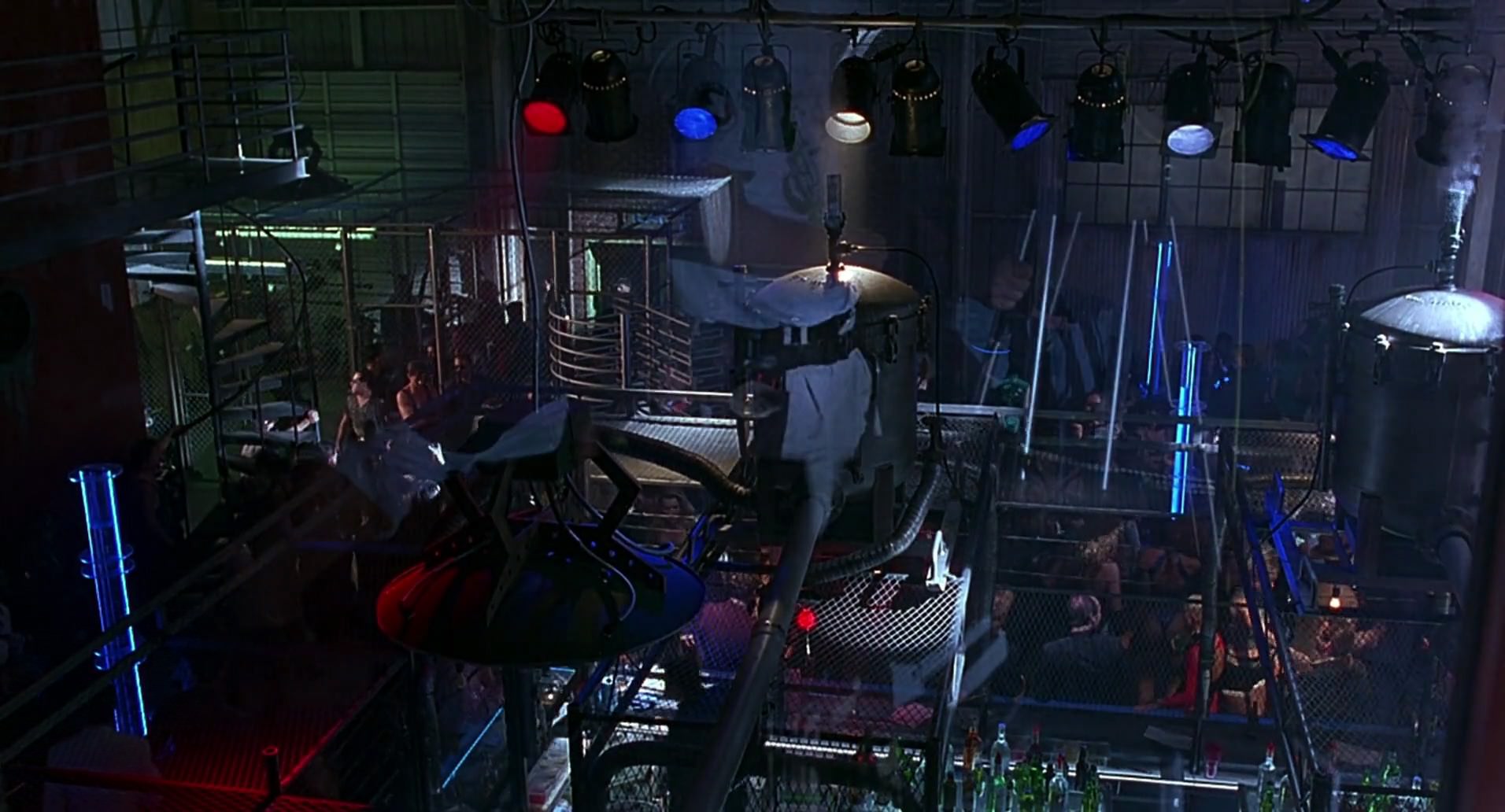 Barb Wire (1996) HD screenshot 1646