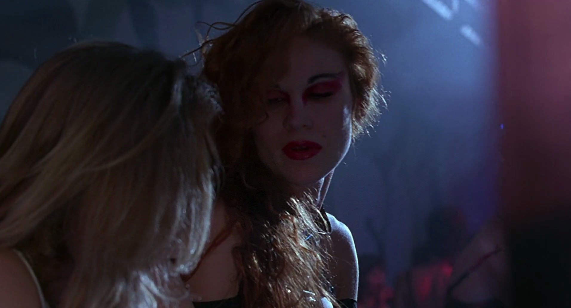 Barb Wire (1996) HD screenshot 1655