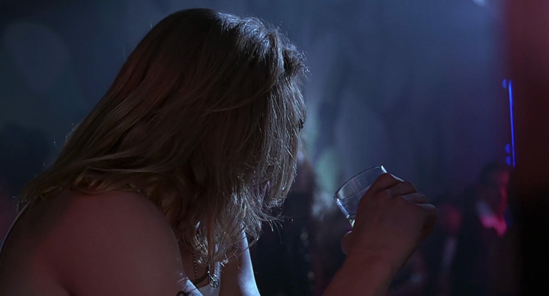 Barb Wire (1996) HD screenshot 1685