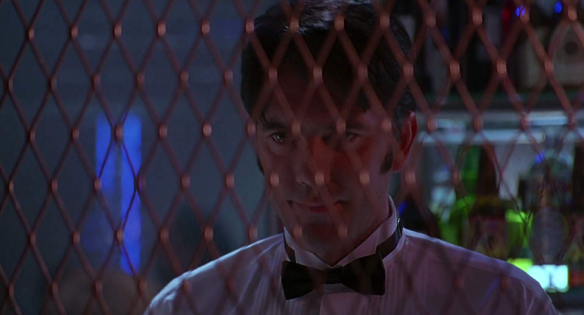 Barb Wire (1996) screencap 1704