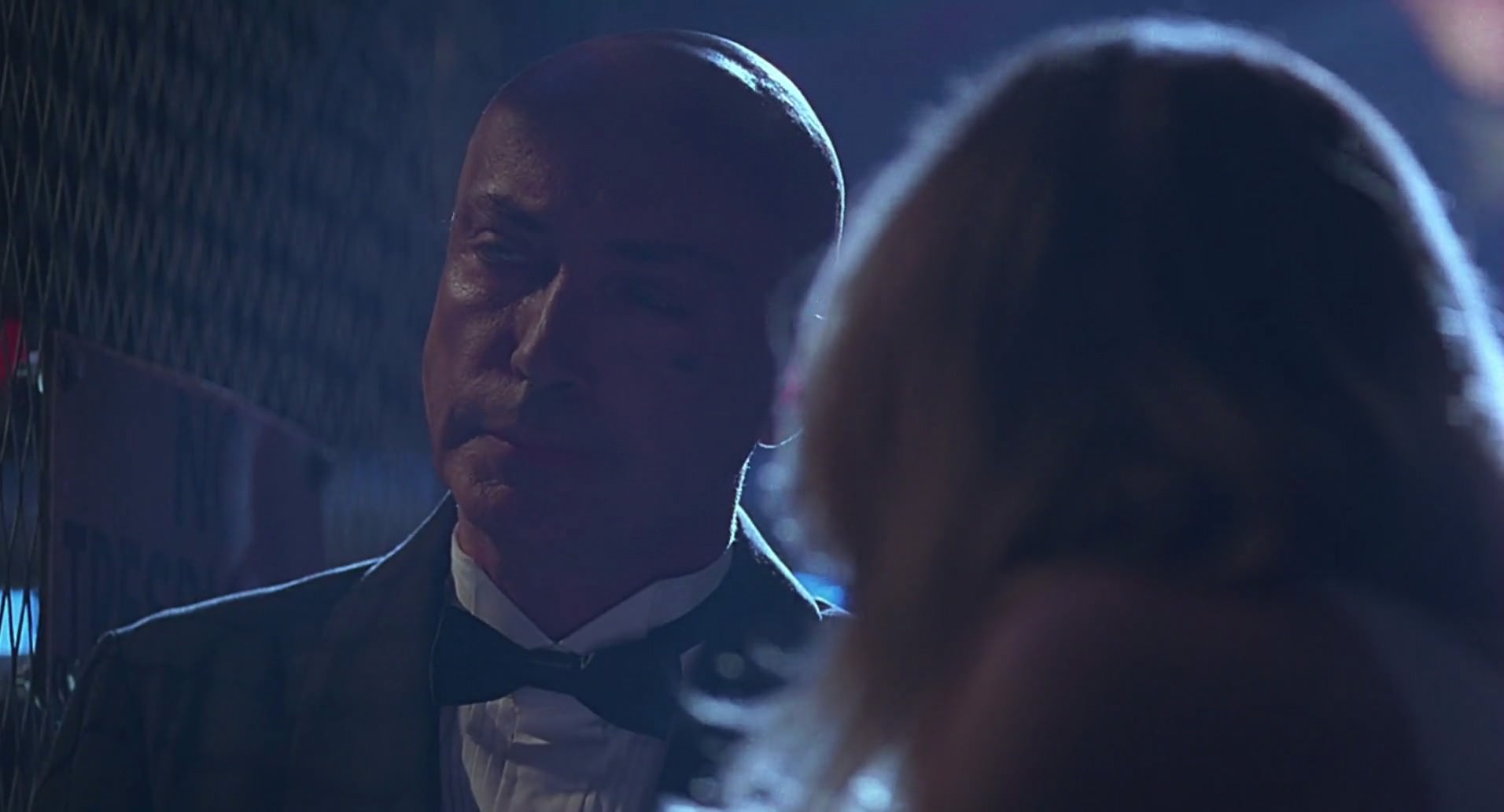 Barb Wire (1996) screencap 1719