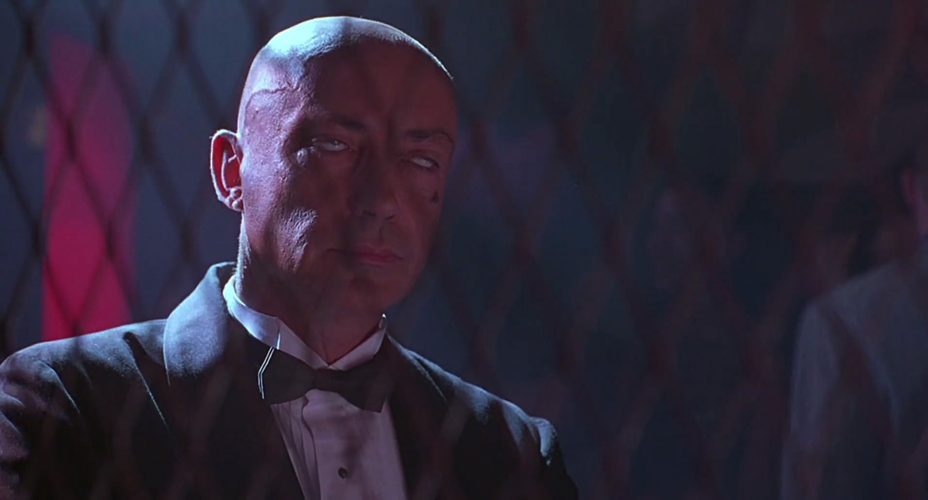 Barb Wire (1996) screencap 1728