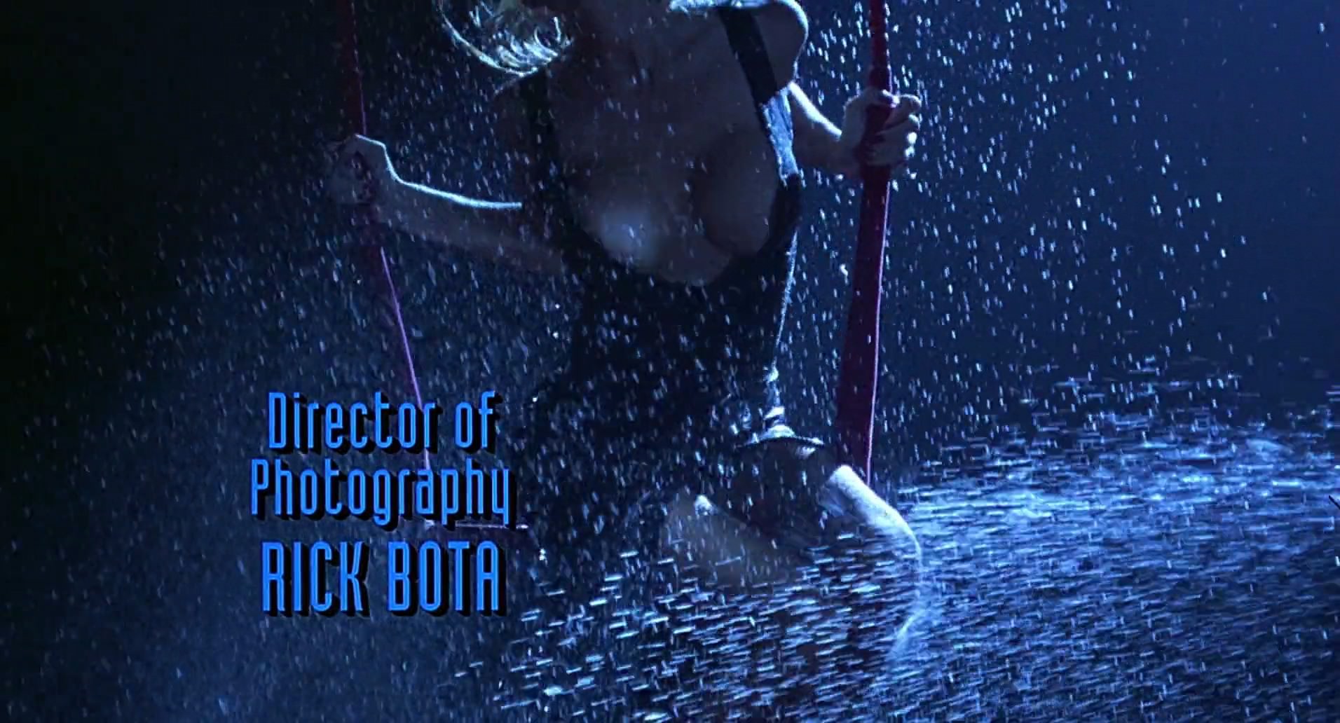 Barb Wire (1996) movie still 181