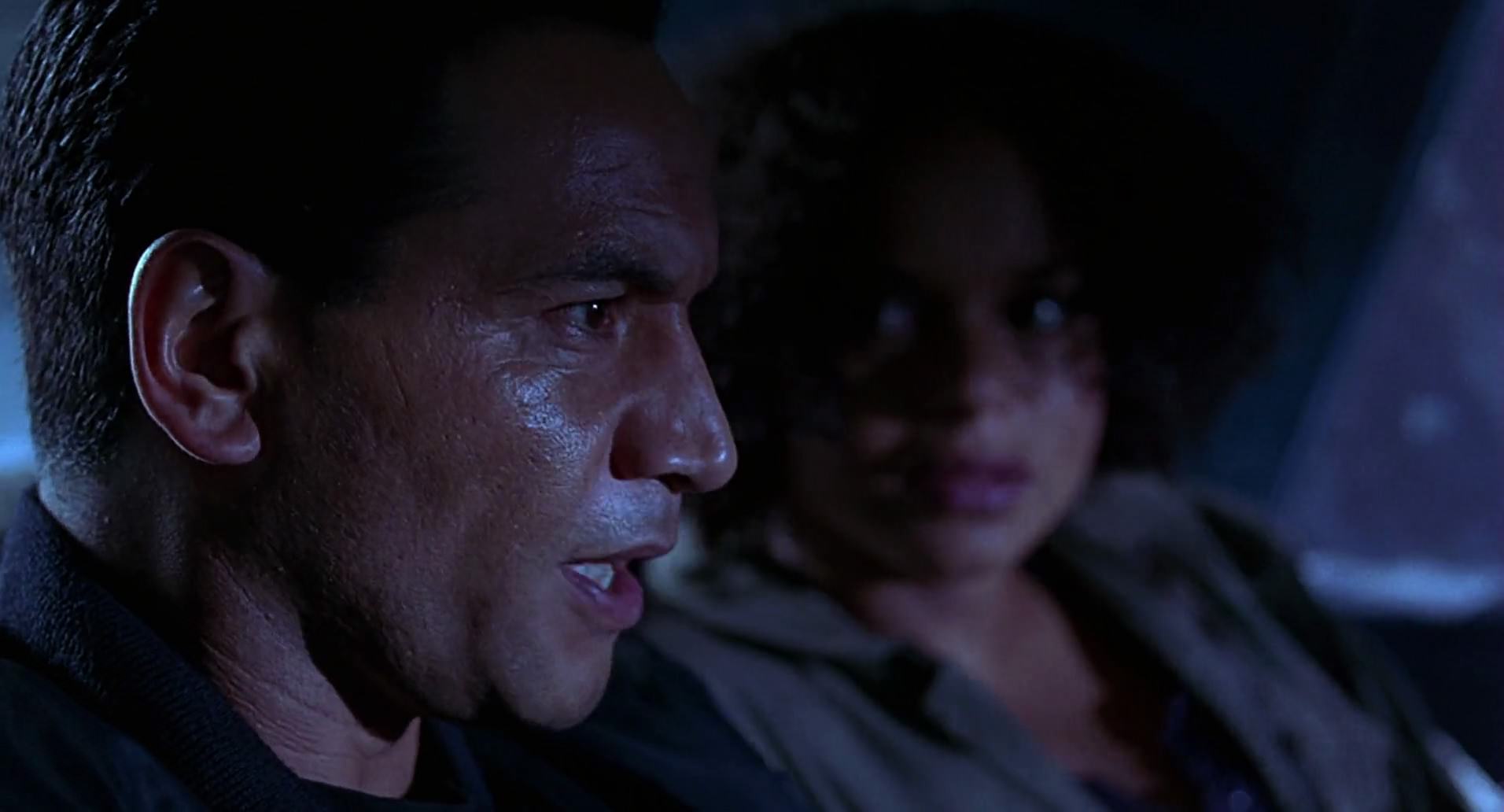 Barb Wire (1996) screencap 1812