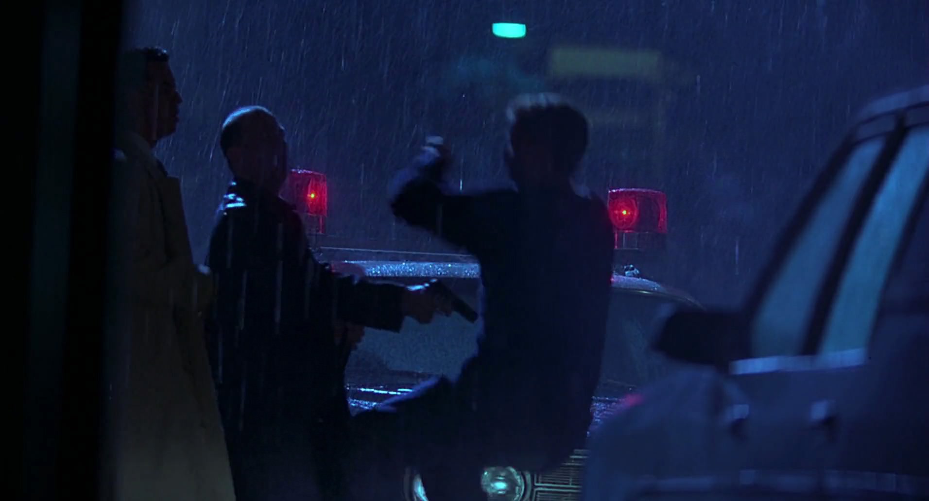 Barb Wire (1996) screencap 1818