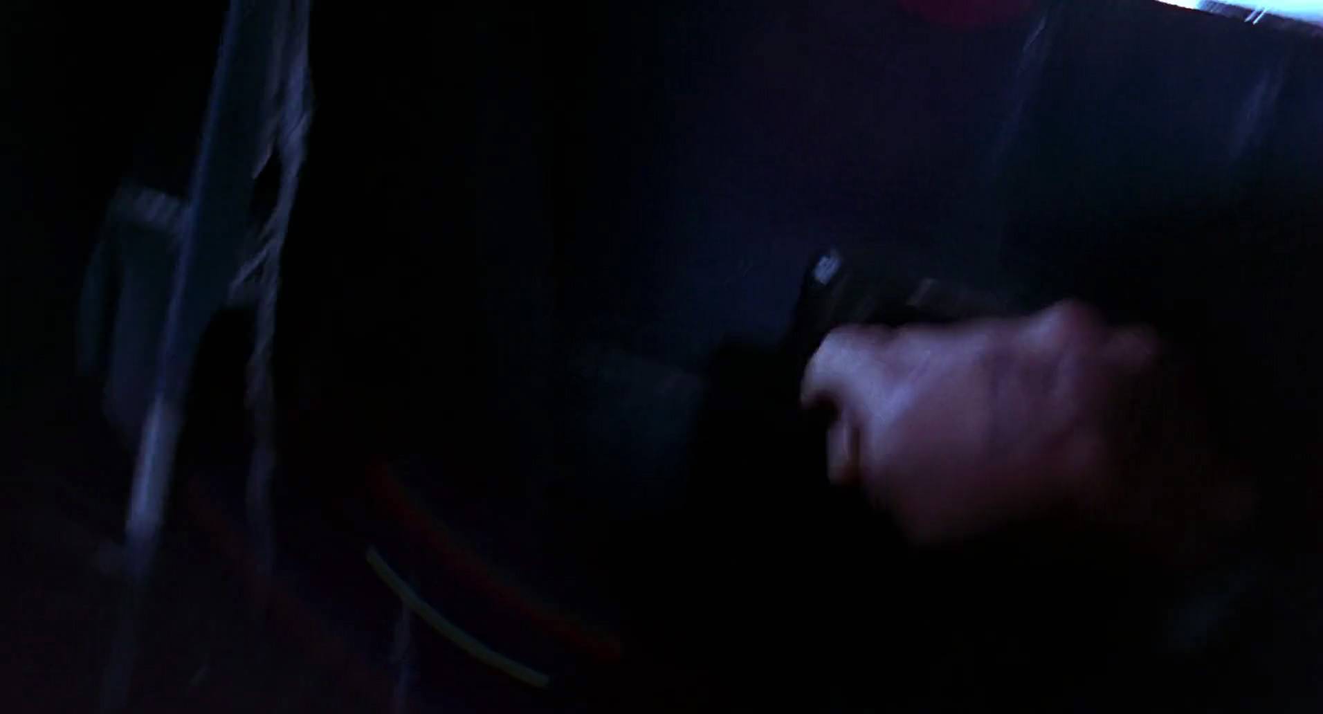 Barb Wire (1996) HD screenshot 1823