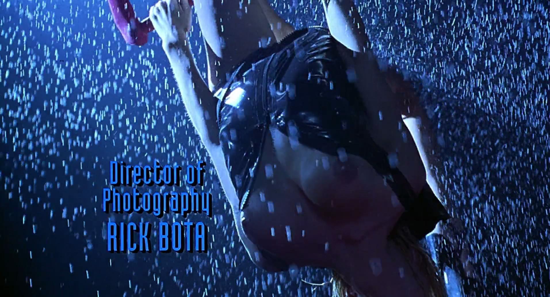 Barb Wire (1996) screencap 183