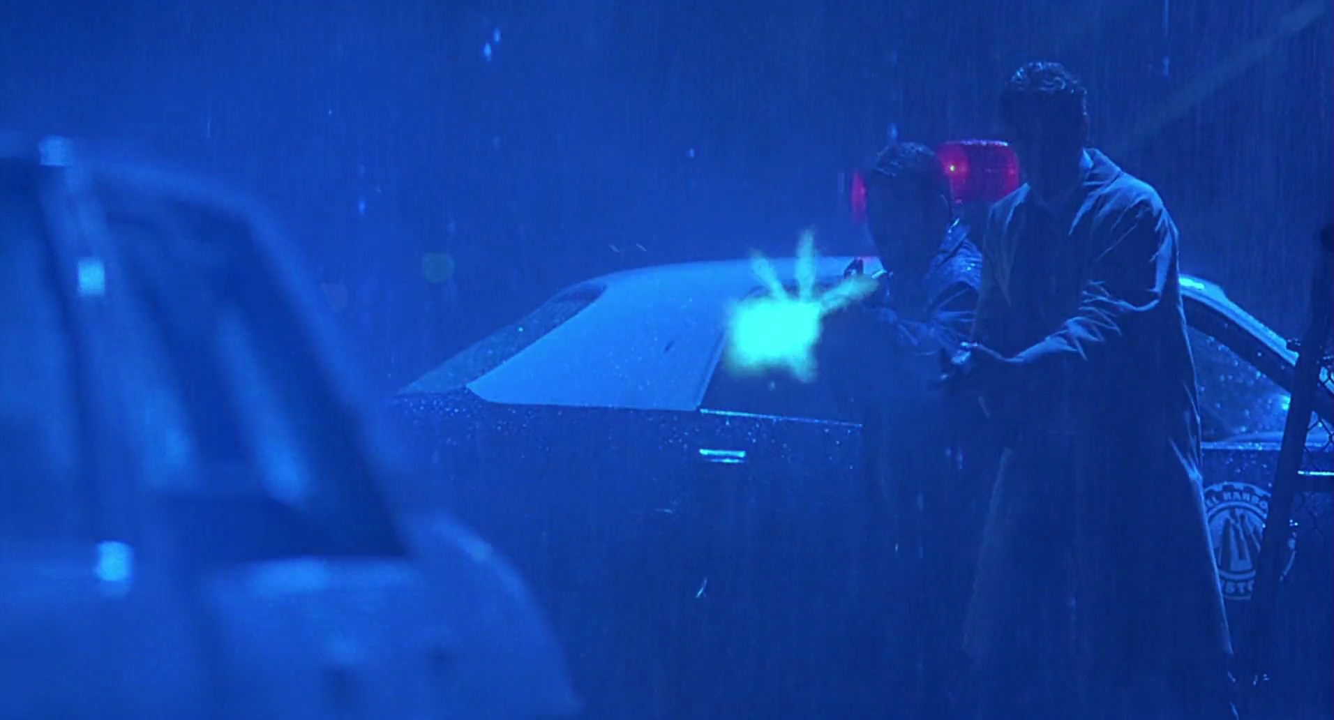 Barb Wire (1996) screencap 1836