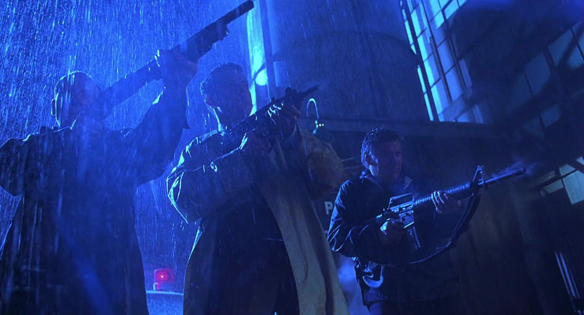 Barb Wire (1996) screencap 1839