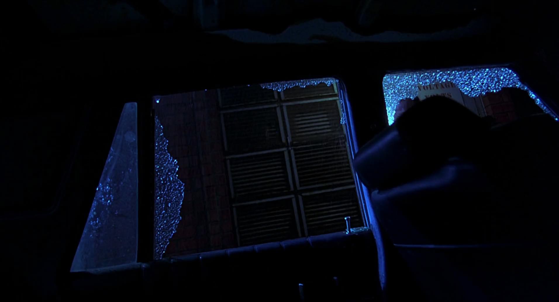 Barb Wire (1996) HD screenshot 1883