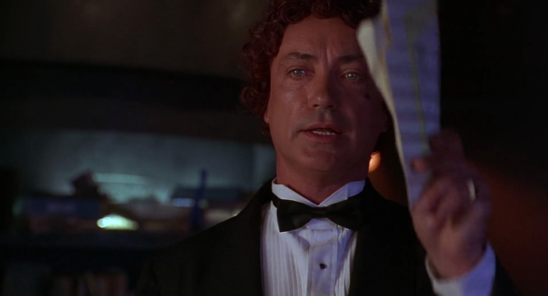 Barb Wire (1996) screencap 1938