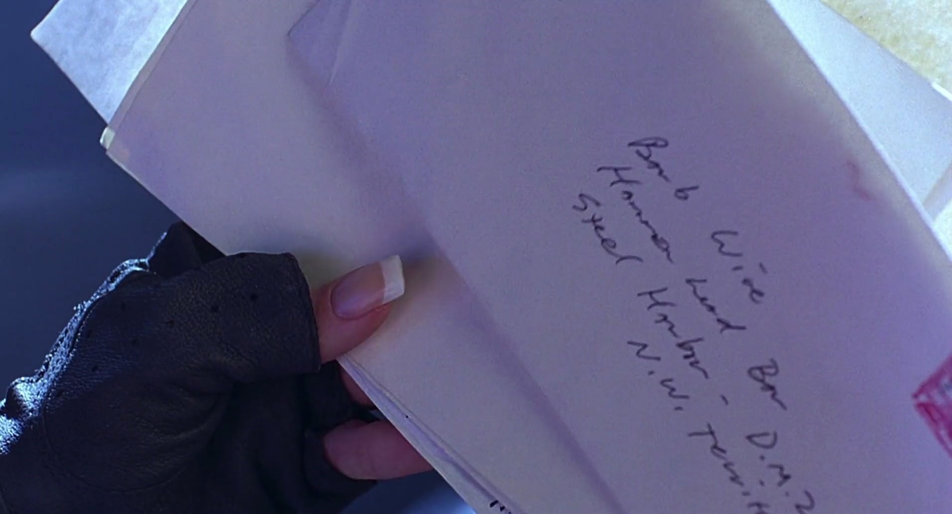 Barb Wire (1996) screencap 1965