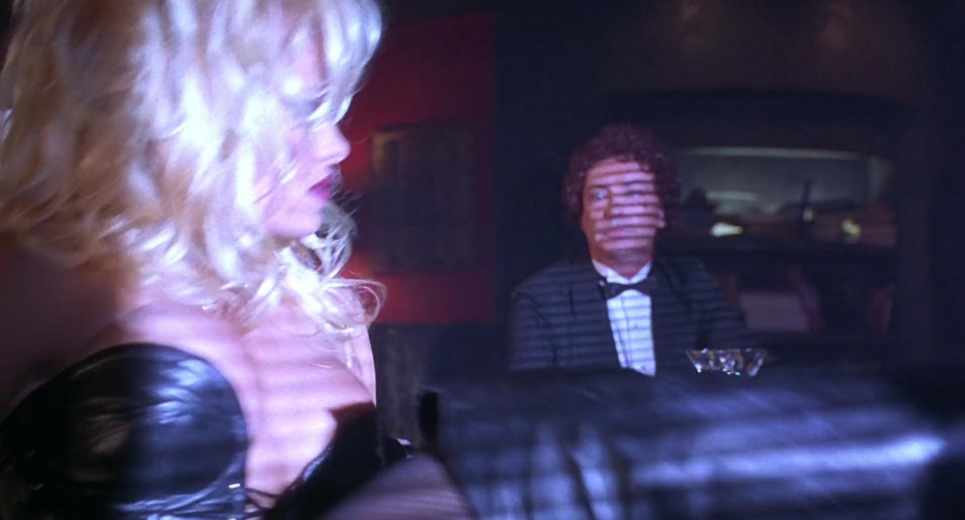 Barb Wire (1996) HD screenshot 1970