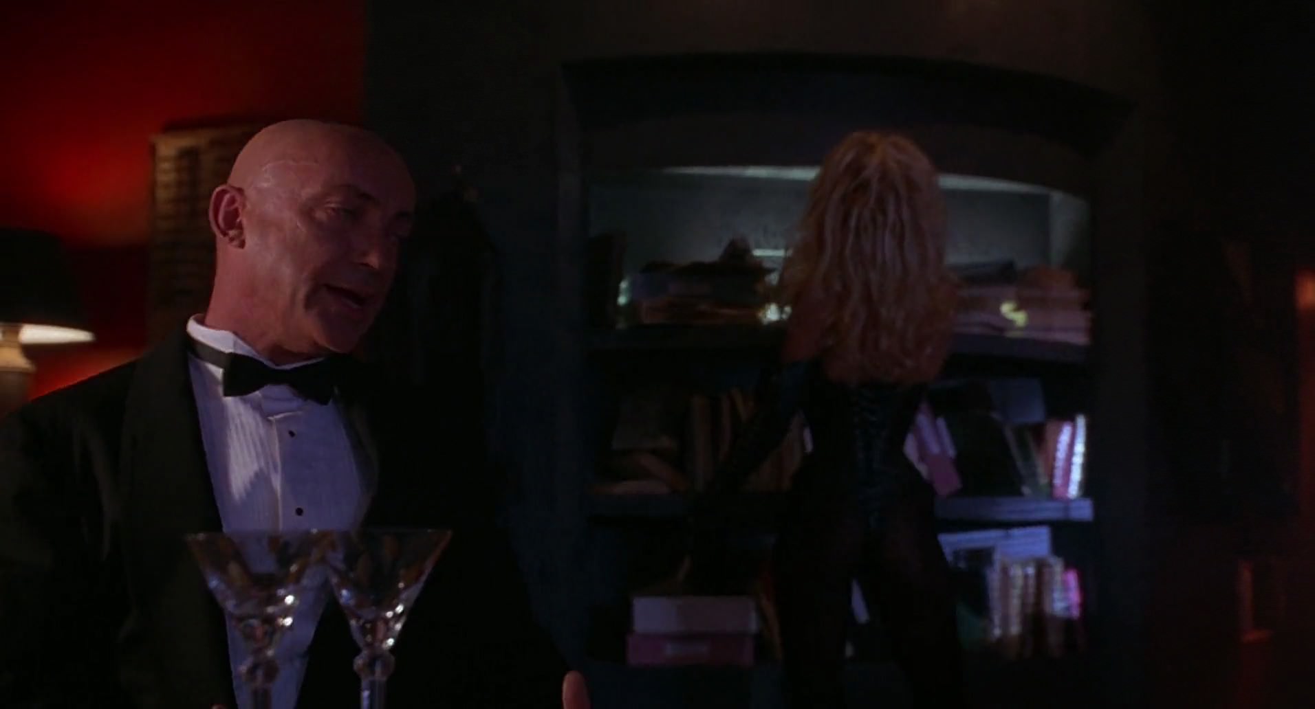 Barb Wire (1996) screencap 1986