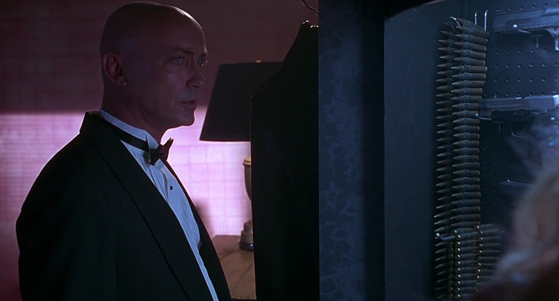 Barb Wire (1996) screencap 2010