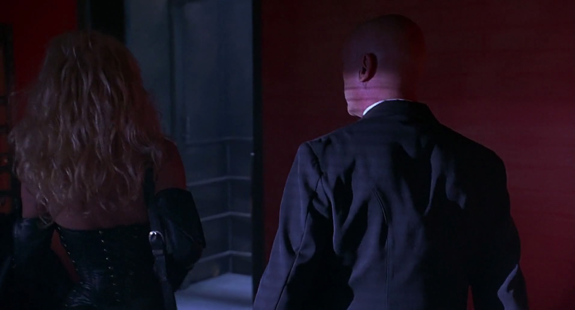 Barb Wire (1996) screencap 2028