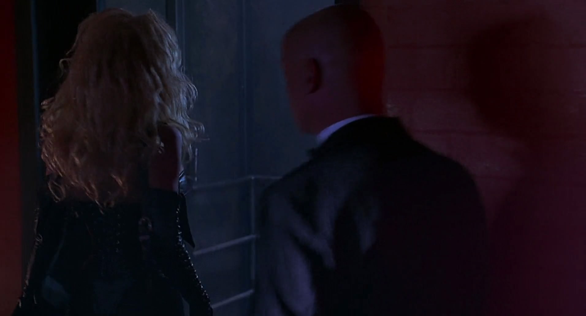 Barb Wire (1996) movie still 2032