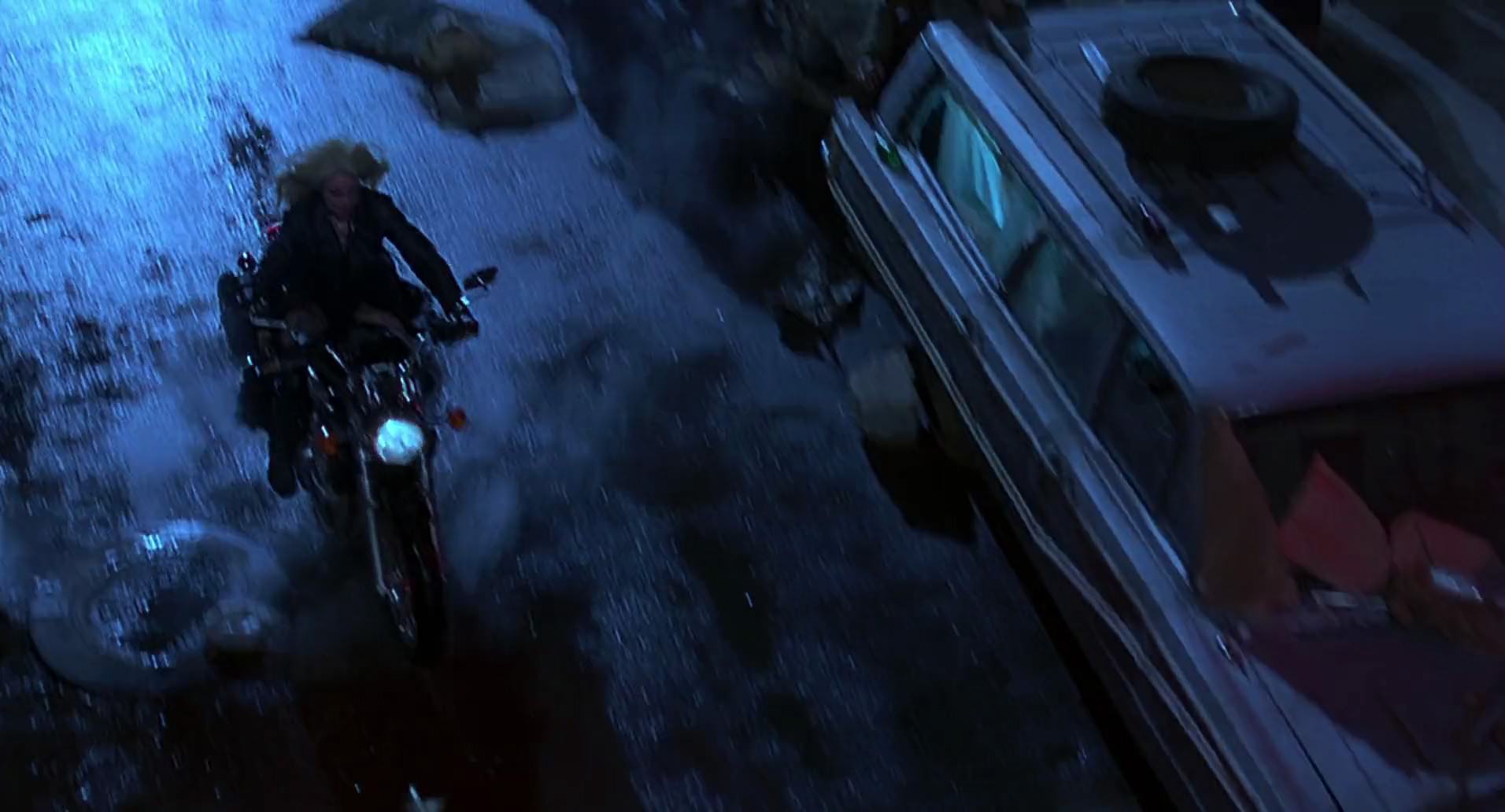 Barb Wire (1996) screencap 2082
