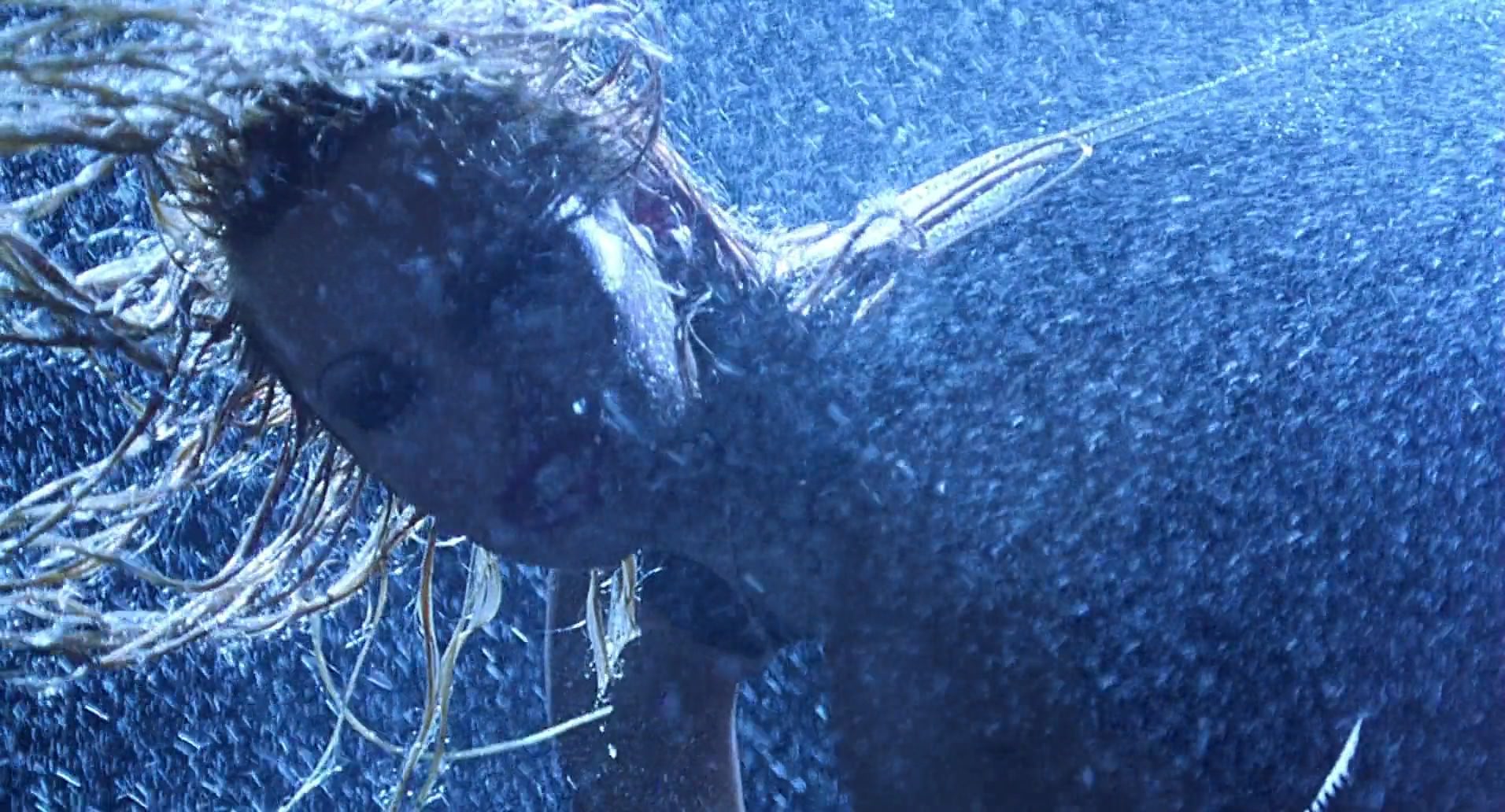 Barb Wire (1996) screencap 210