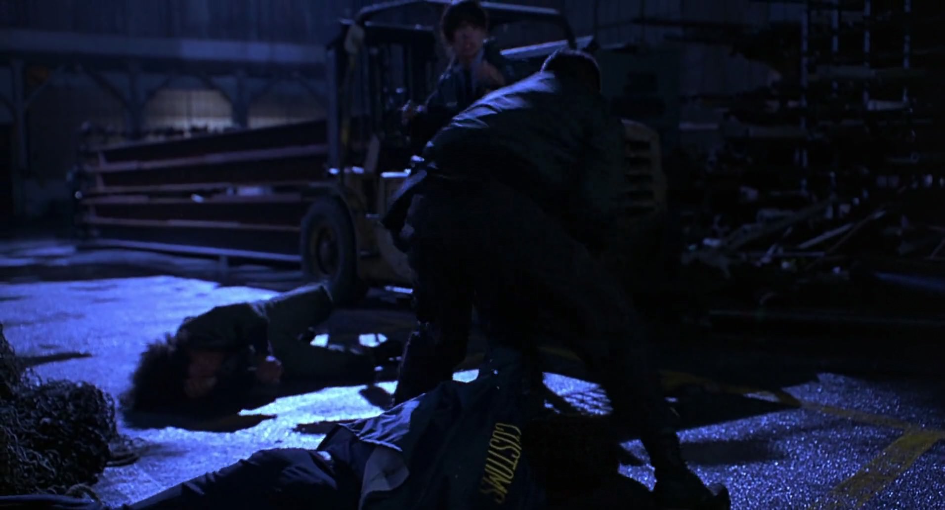 Barb Wire (1996) screencap 2145