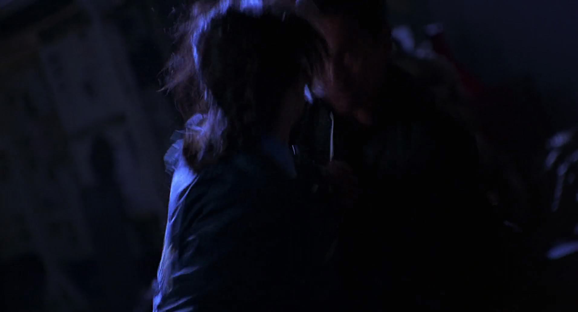 Barb Wire (1996) screencap 2151
