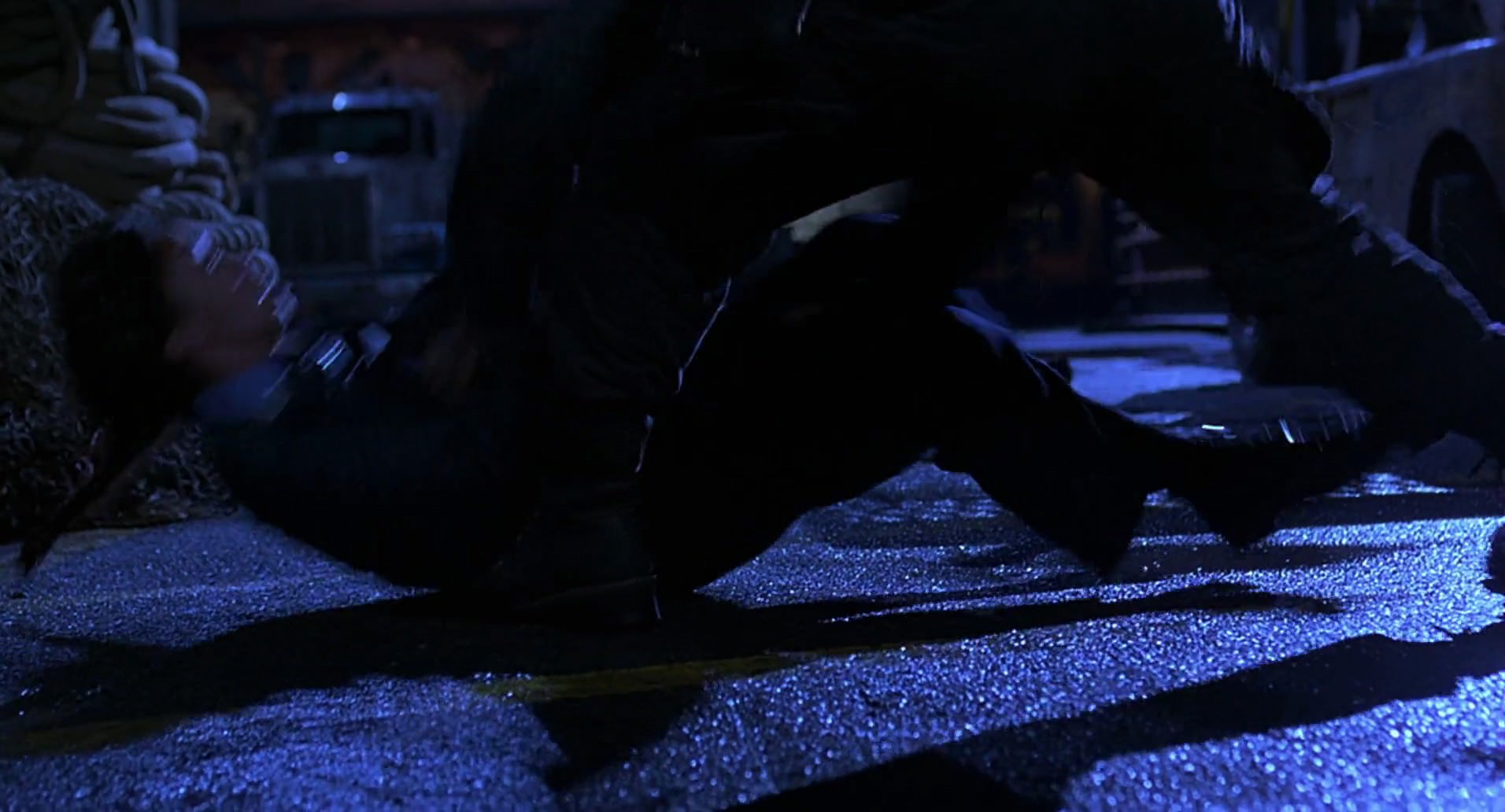 Barb Wire (1996) screencap 2157
