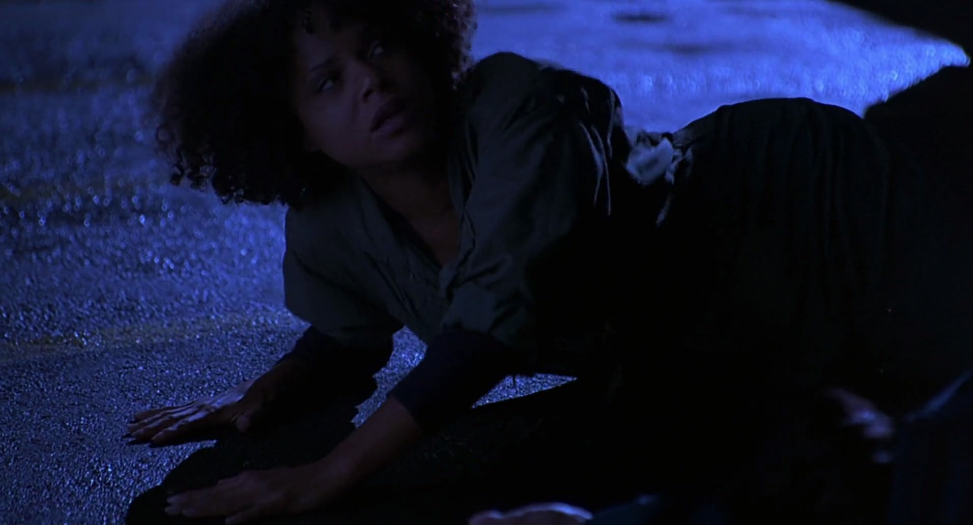 Barb Wire (1996) screencap 2169