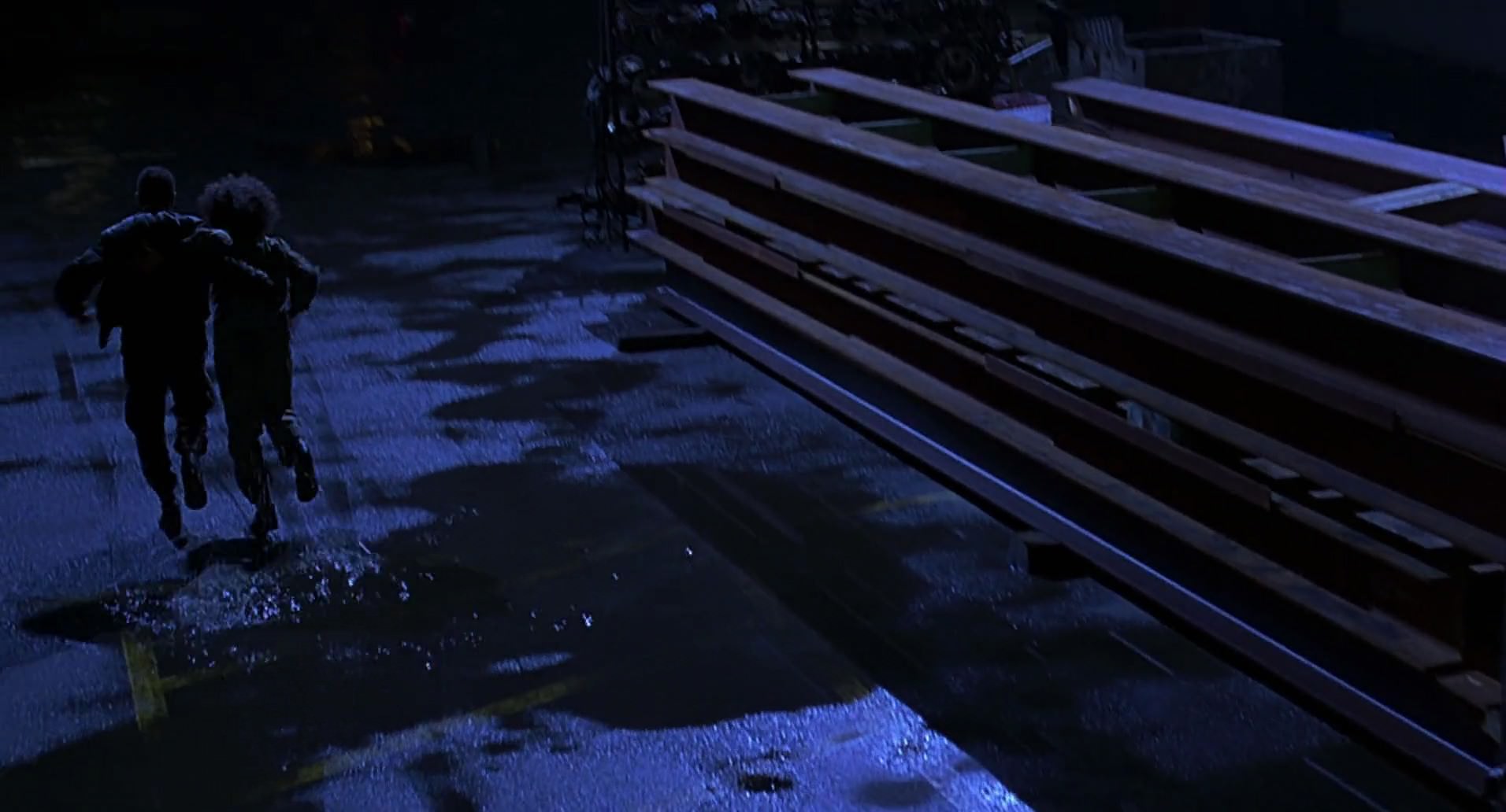 Barb Wire (1996) HD screenshot 2183