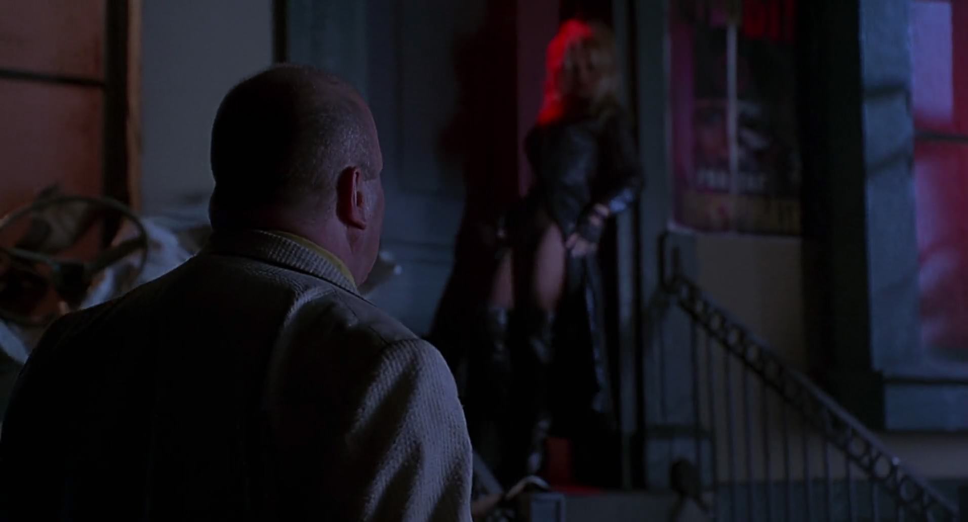 Barb Wire (1996) screencap 2199